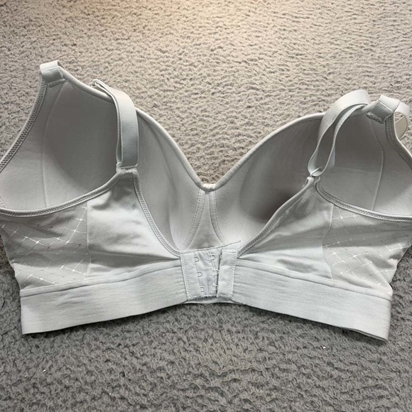 Bali Bra 38D Full Coverage 3458 One SMooth U Bounce Control Wireless Bra - Picture 4 of 10
